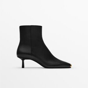 Massimo Dutti Black Leather Ankle Boots